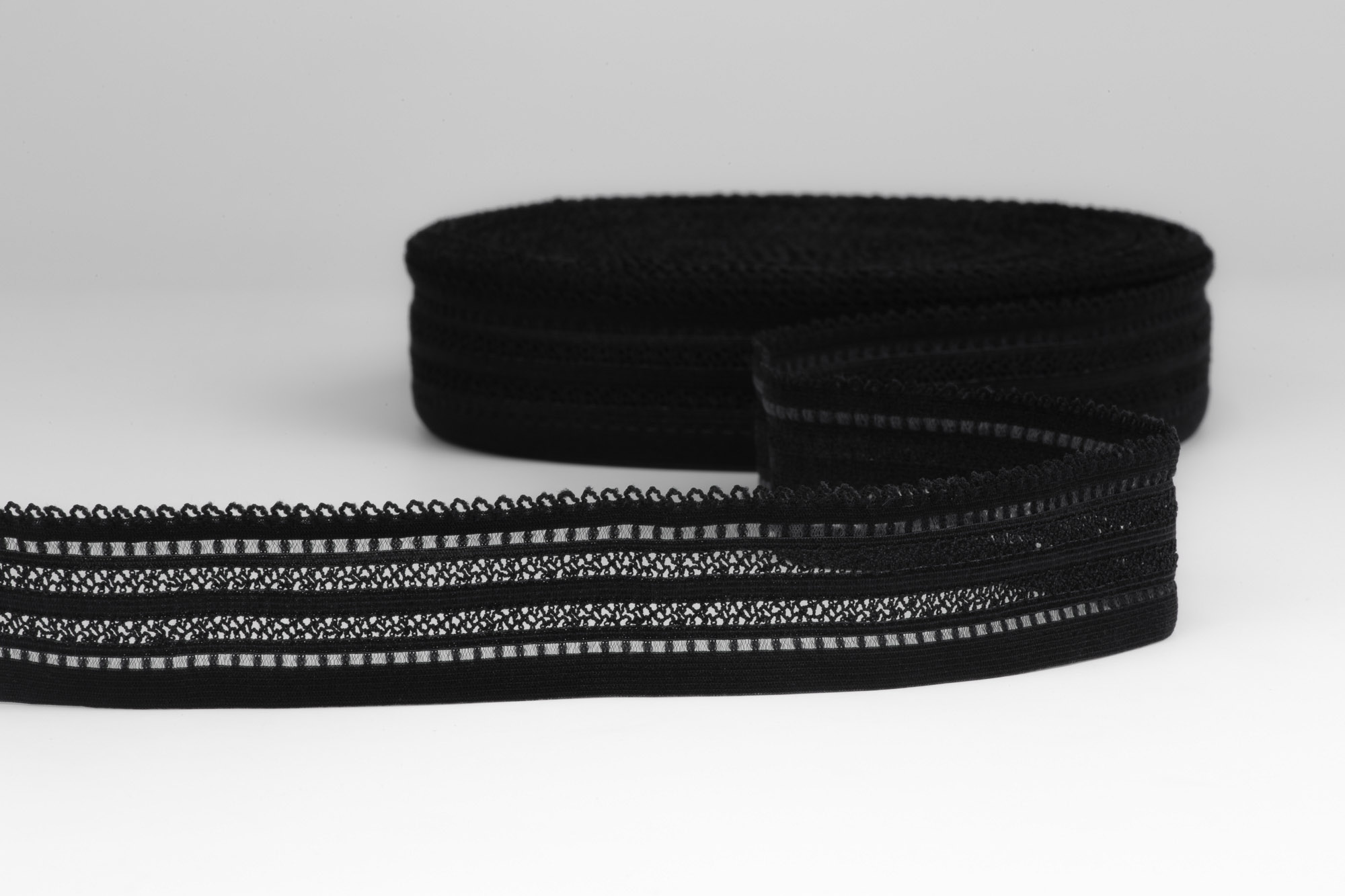 elastan-sara_35_preto